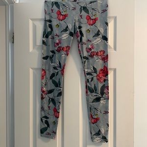 Athleta Flowery high rise leggings, never worn